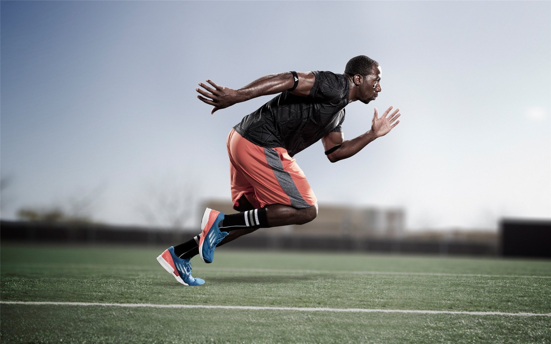 凯恩官方宣布出色防守新规，德国队引发争议！热度持续攀升